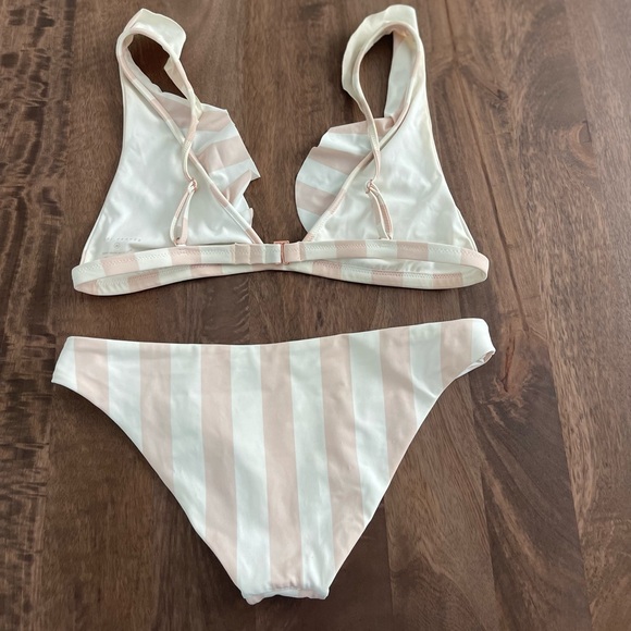 Tori Praver Adriana Swimsuit - Picture 8 of 10